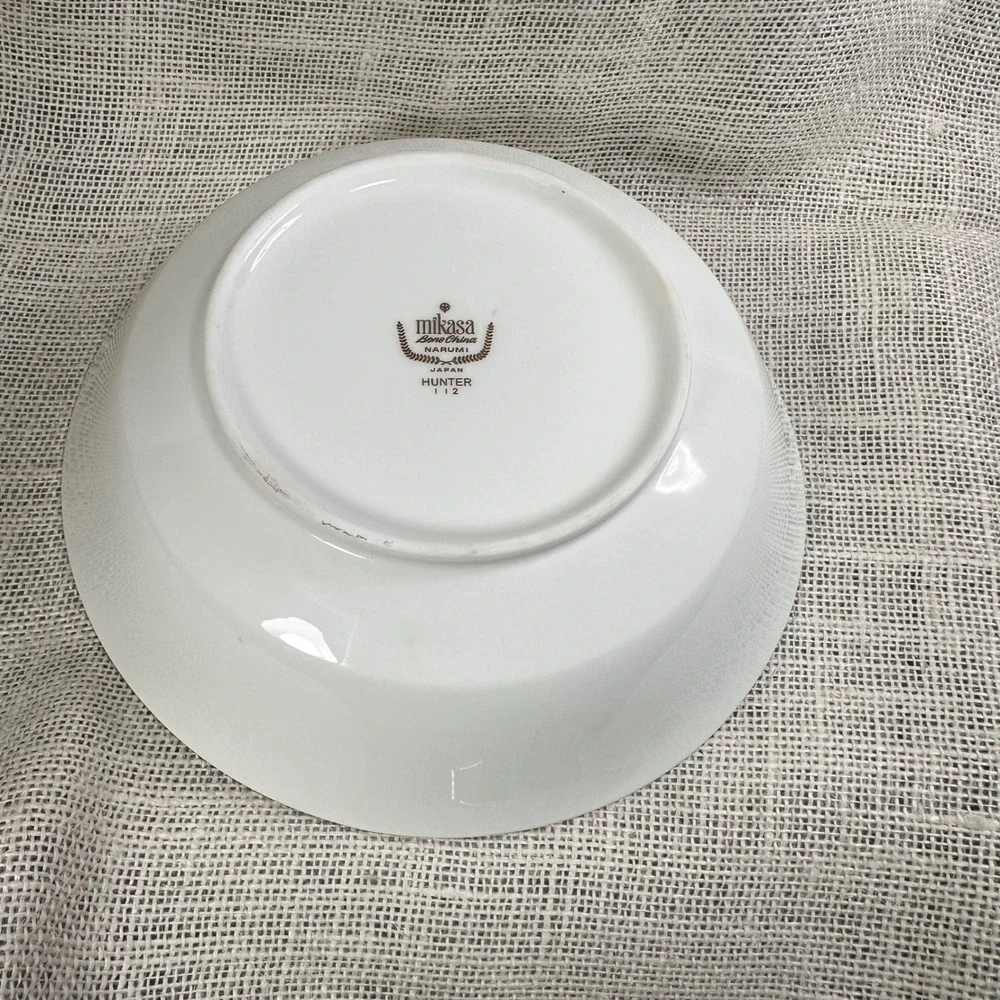 Mikasa Hunter 112 Vegetable Serving Bowl 8.5